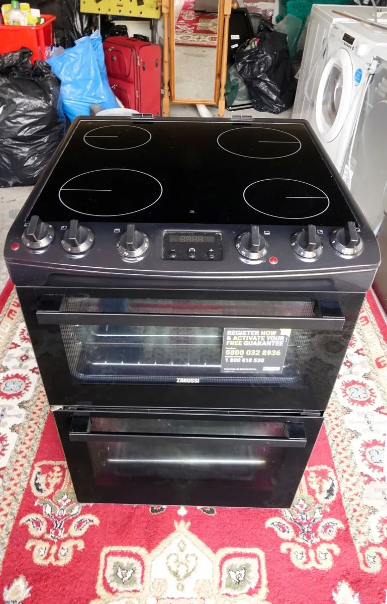 Zanussi Oven Model ZCV66250BA - Image 2