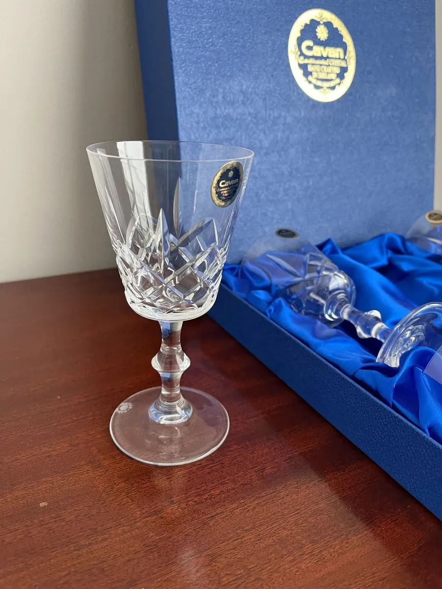 Cavan Crystal 6 x Wine Glasses in presentation box - Image 3