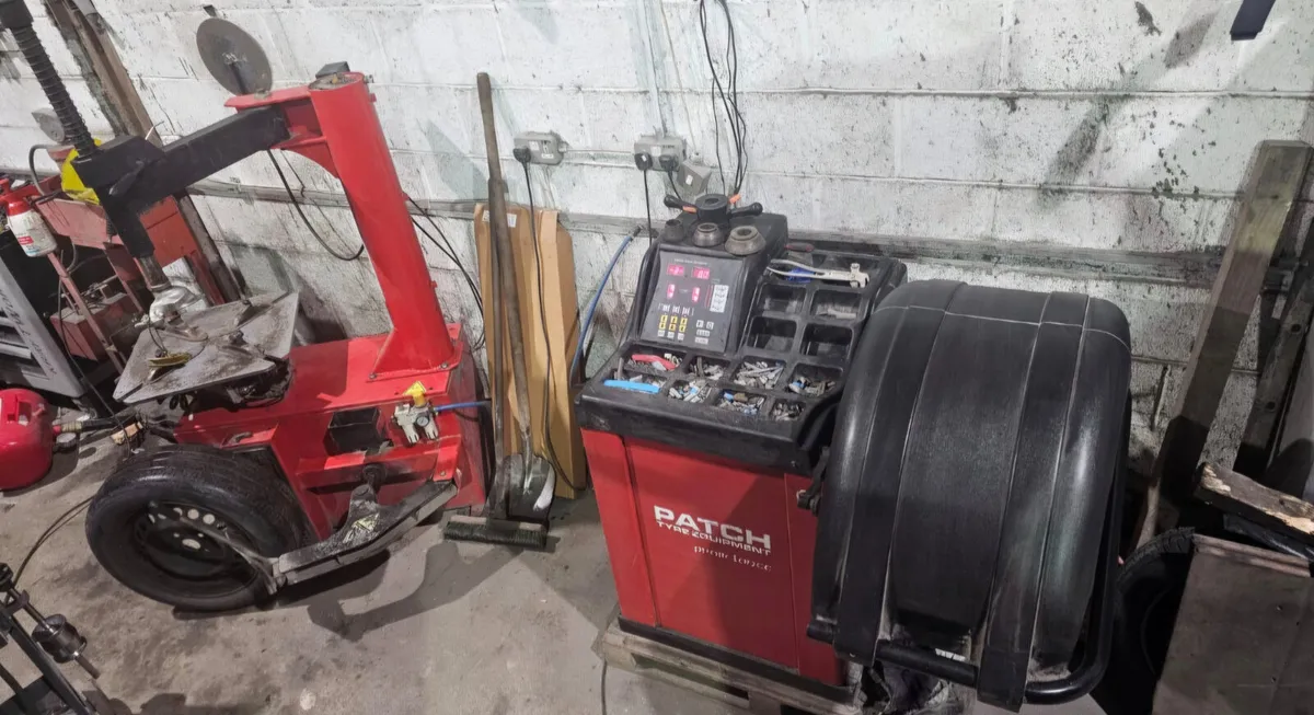 Tyre & Balance Machine - Image 1