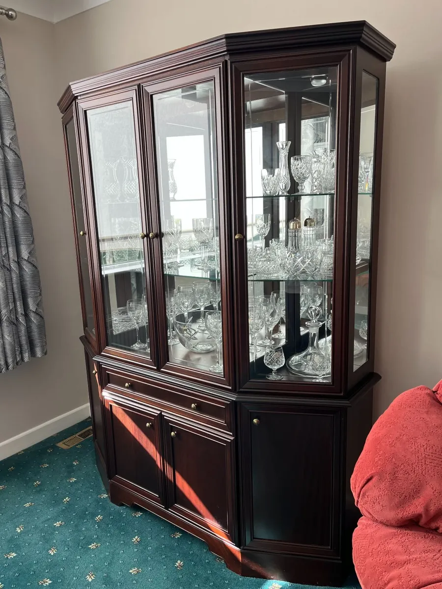Large Mahogany Display Cabinet without contents - Image 3