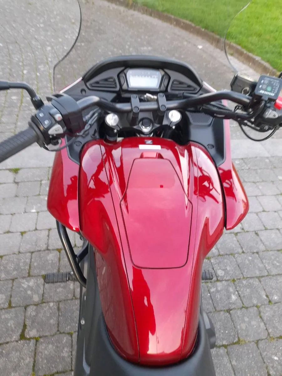 Honda motorbike - Image 3