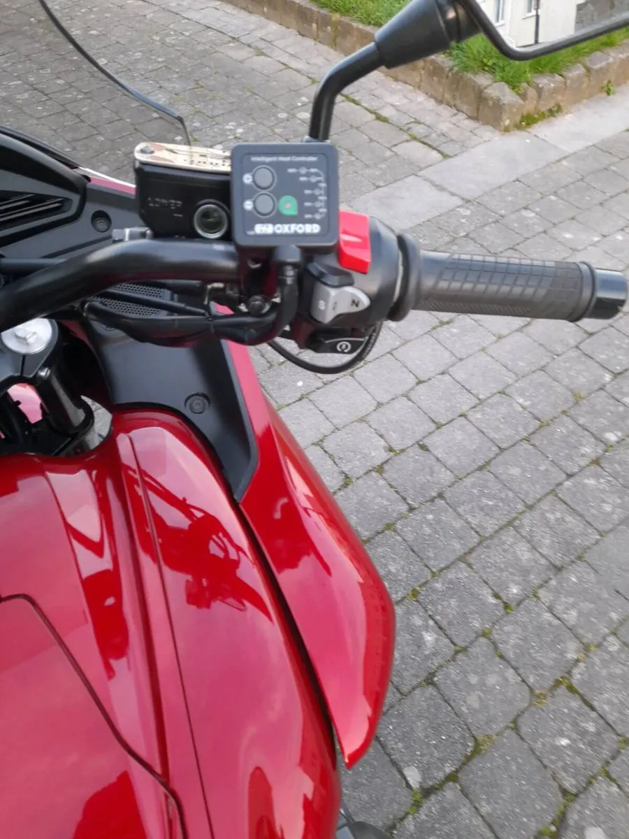 Honda motorbike - Image 4