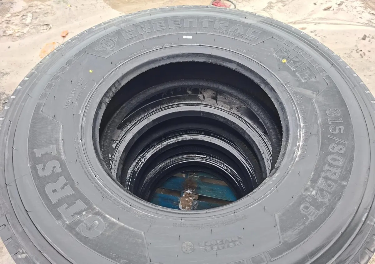 4 x Greentrack 315/80R22.5 Tyres - Image 3