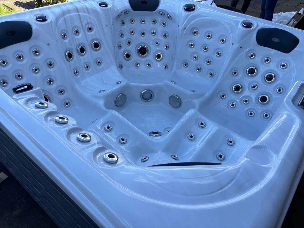 Hot Tubs at Warehouse Prices - Image 2
