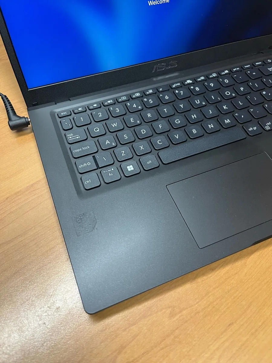 Cheap / Fast Asus Laptop windows 11 - Image 3