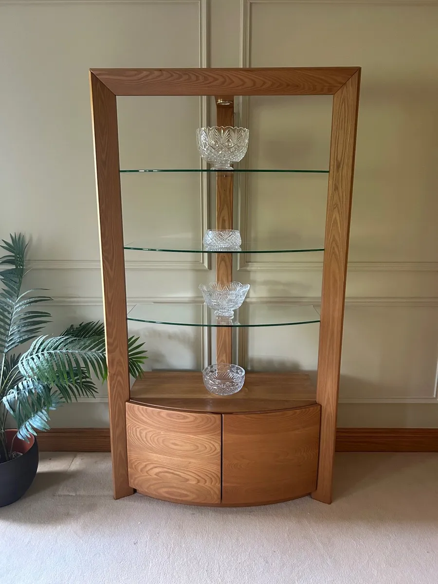 Display Cabinets - OPEN TO OFFERS - Image 2