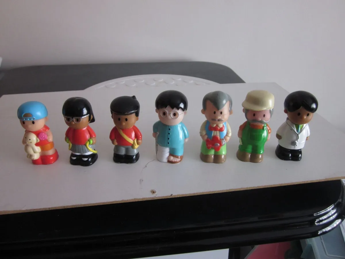 ELC Happyland x 7 Figures - Image 1