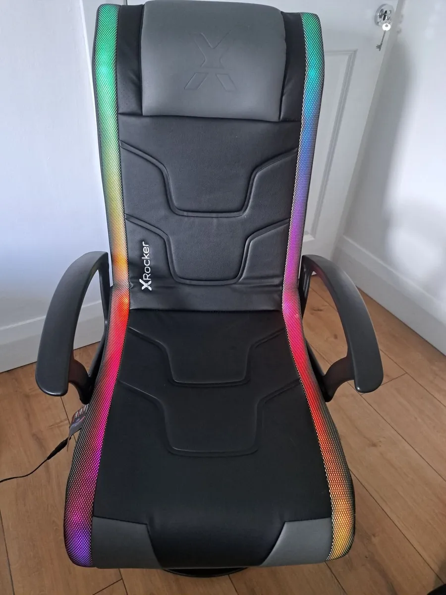 Gaming chair - Image 4