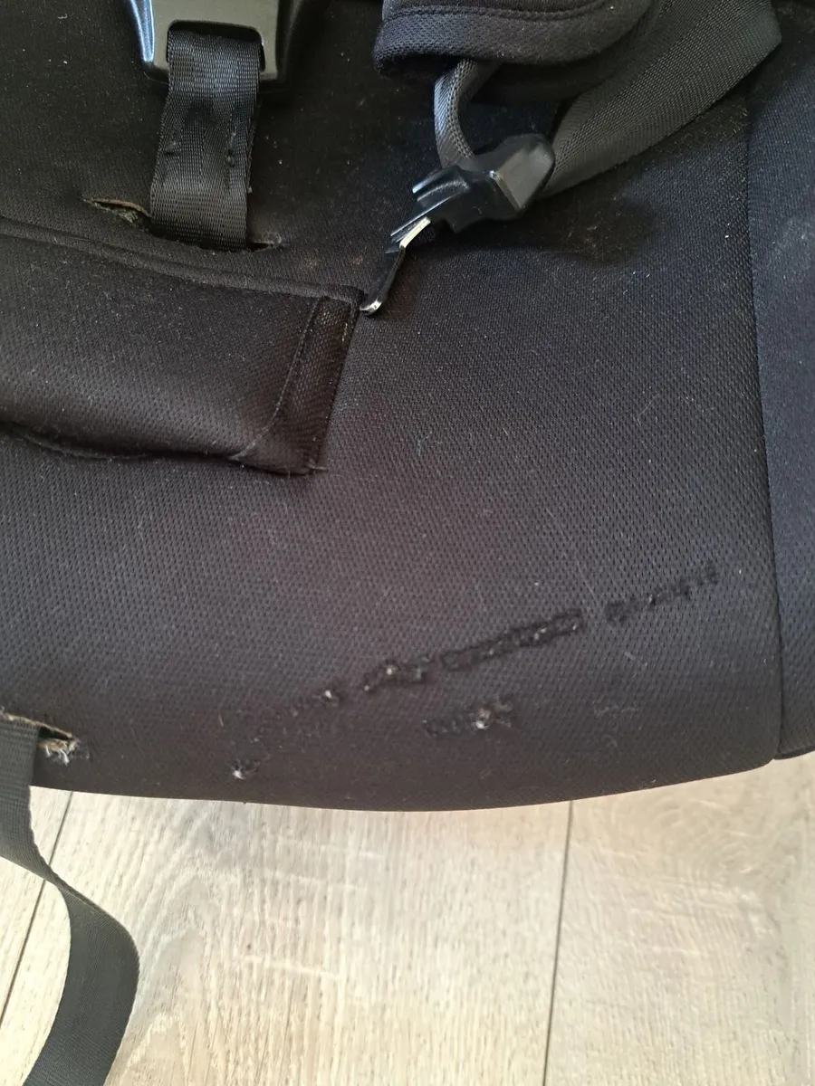 Car seat - Image 3