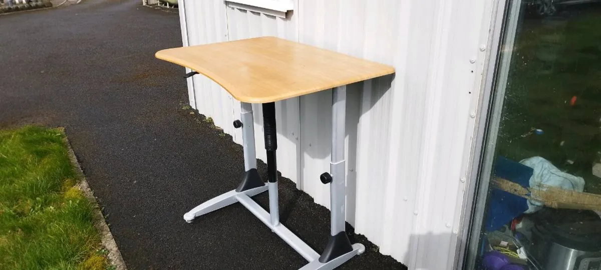 Adjustable Desk (Gas powered) - Image 1
