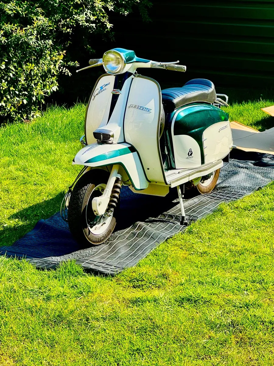 Lambretta SX150 - Image 1