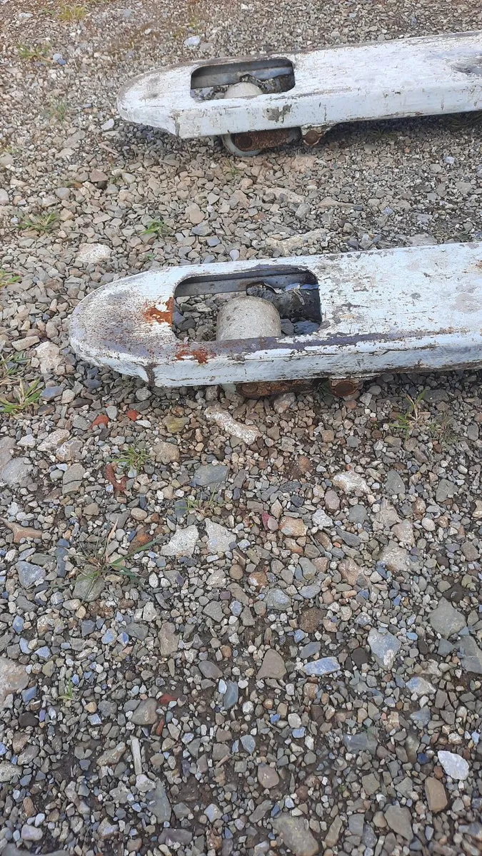 Palette truck-- perfect working order- - Image 4