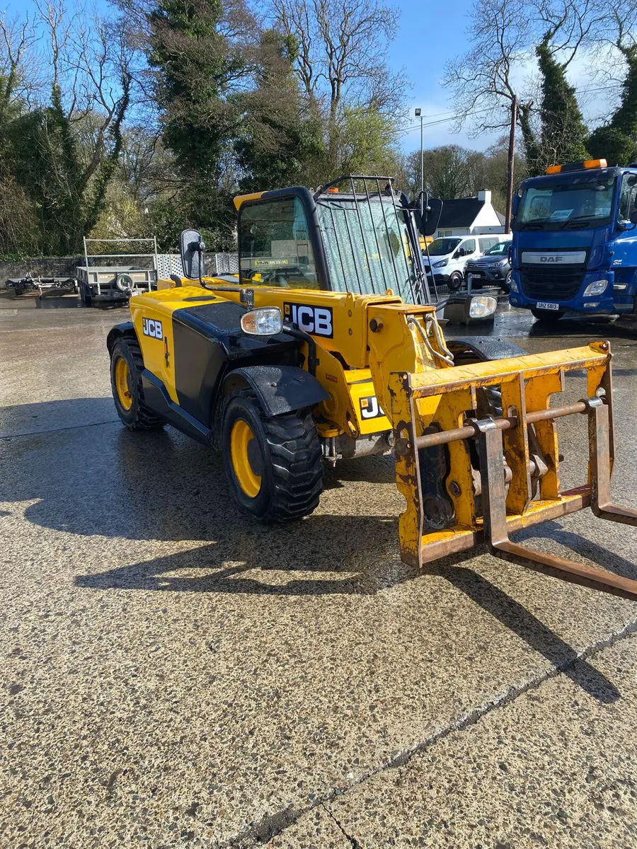 2017 JCB 525-60 6M TELESCOPIC FORKLIFT - Image 4