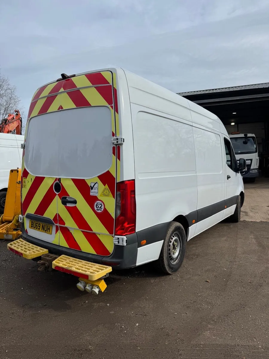 Mercedes sprinter - Image 1