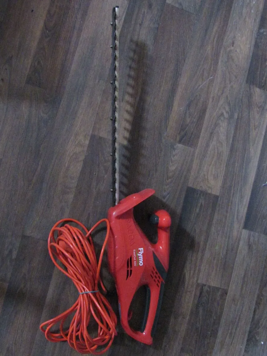 Flymo Hedge Trimmer – As New - Image 2