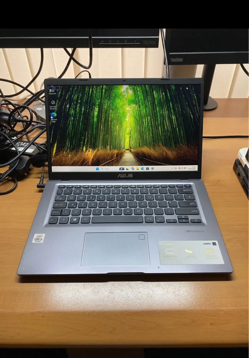 Asus laptop i5 pro 10th gen windows 11 - Image 1
