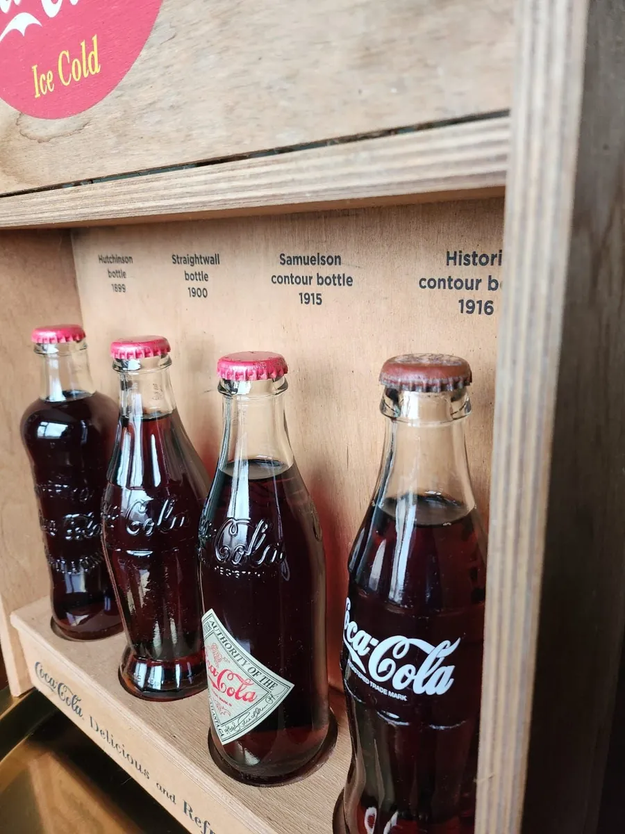 Coca‑Cola 125 Years Commemorative Box Set - Image 3