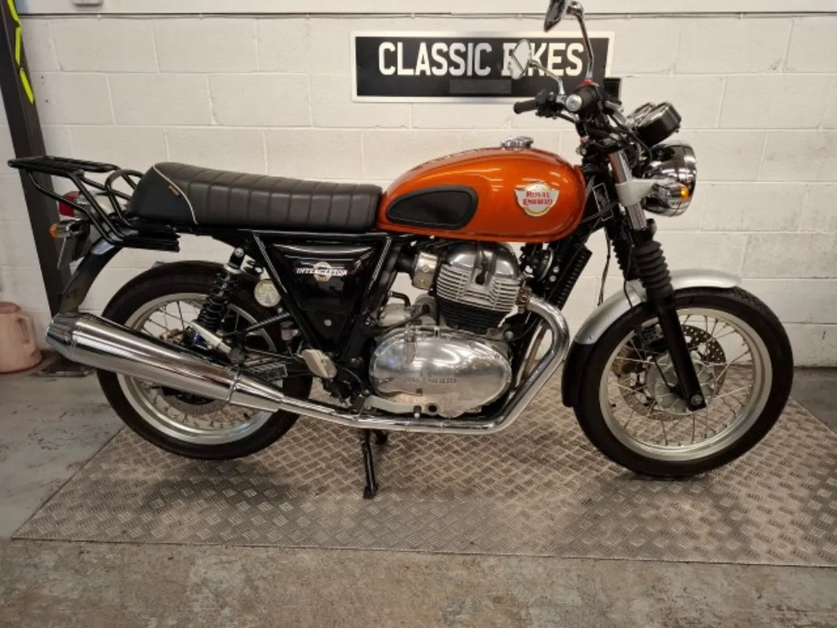 ROYAL ENFIELD Interceptor 2020 - Image 1