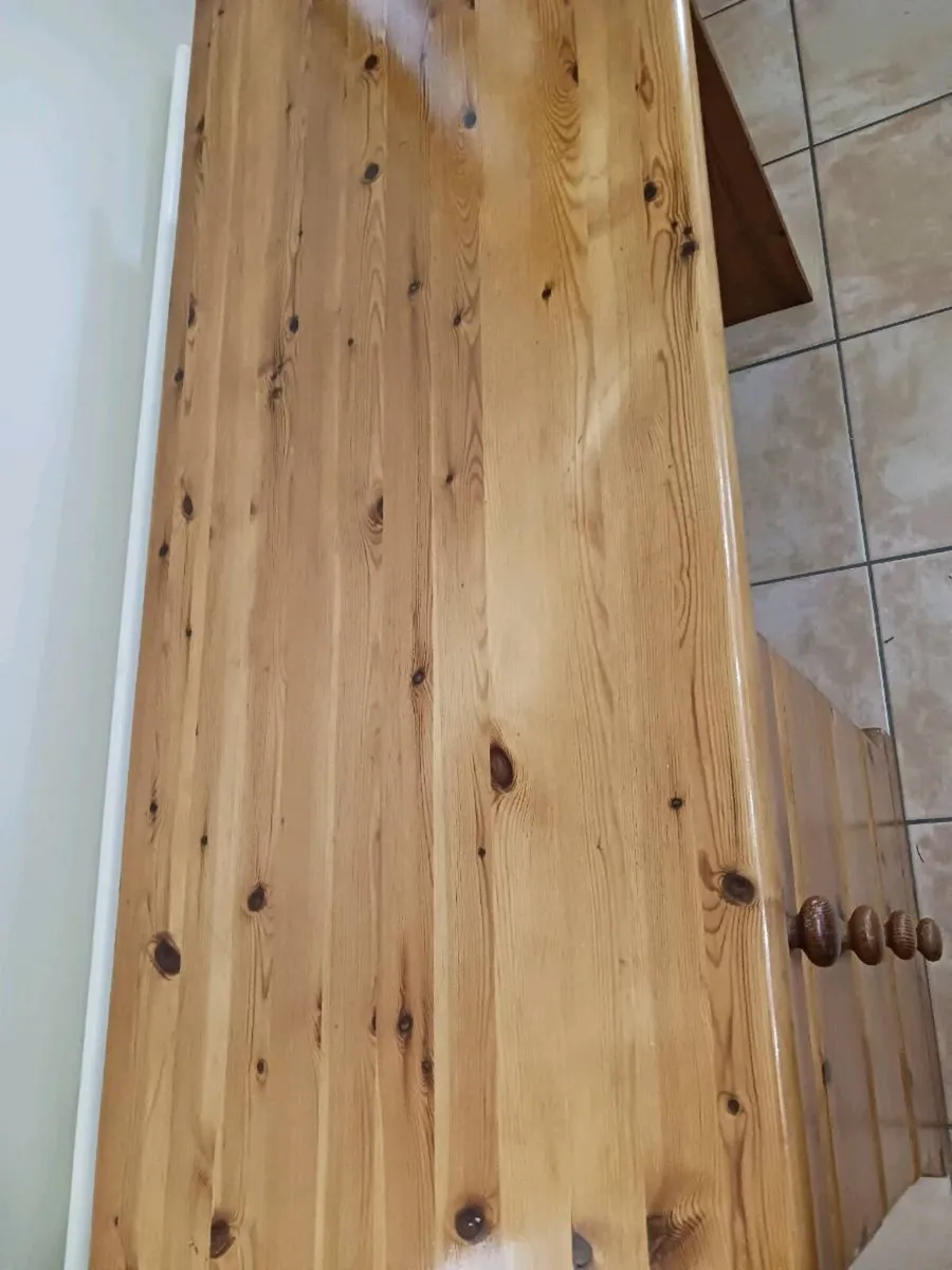 Desk and office chair - Image 2