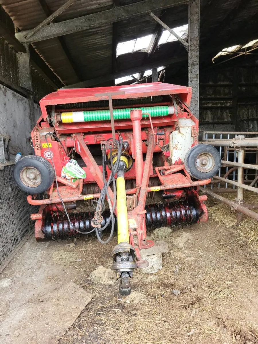 Welger 220 Baler - Image 3