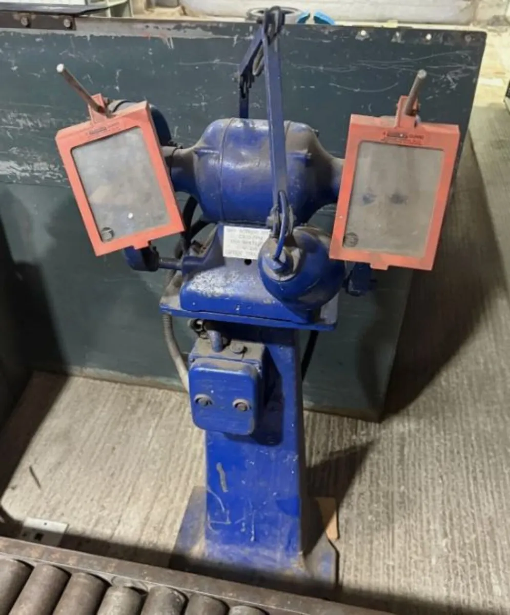 Pedestal Grinder - Image 1