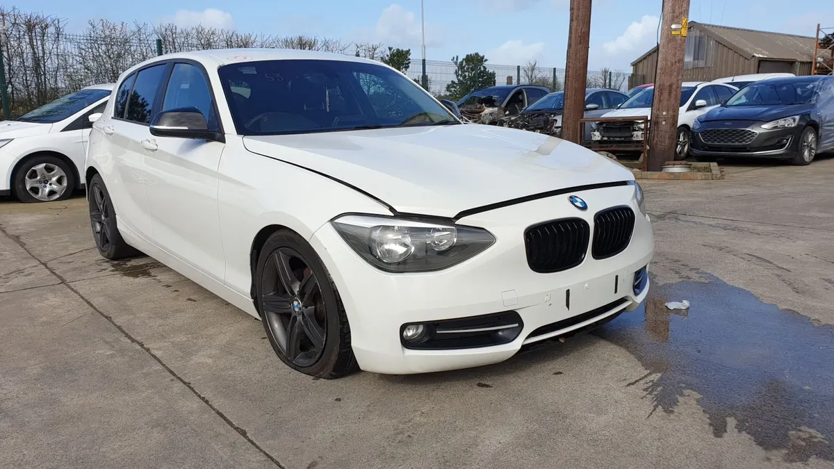 *For parts* Bmw 116i Sport, 1.6 pet 6 speed (2013) - Image 1