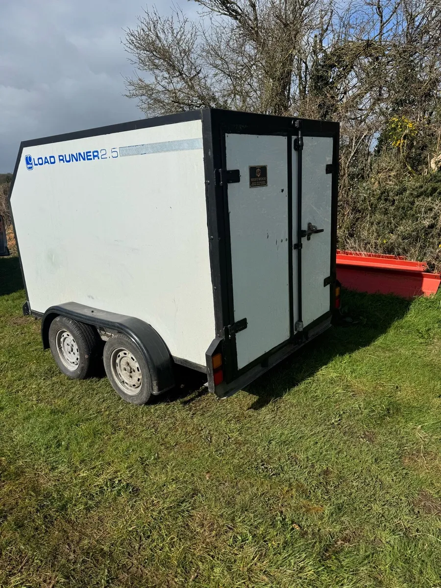 8x5 box trailer - Image 2