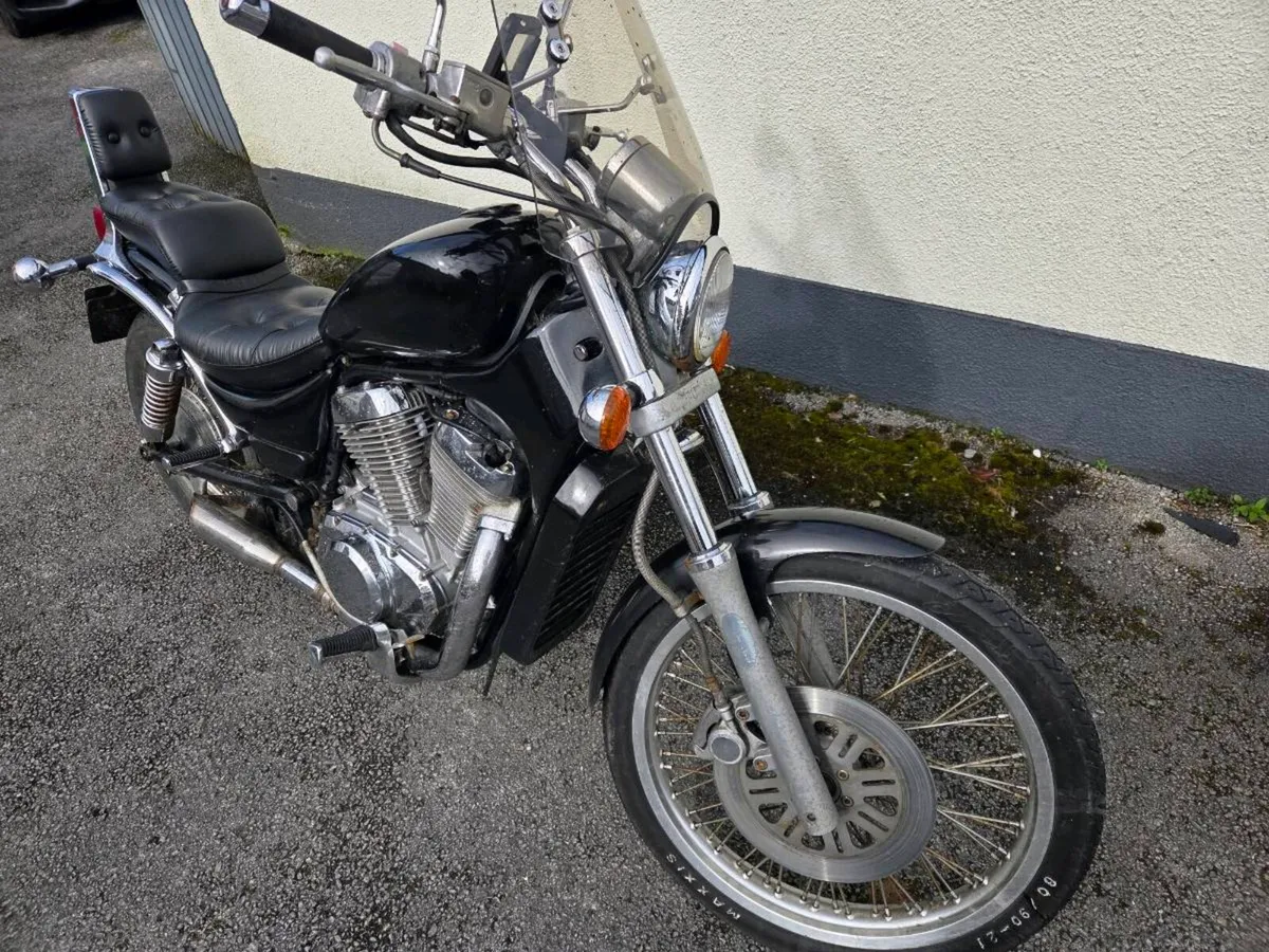 Suzuki intruder vs 400 - Image 2