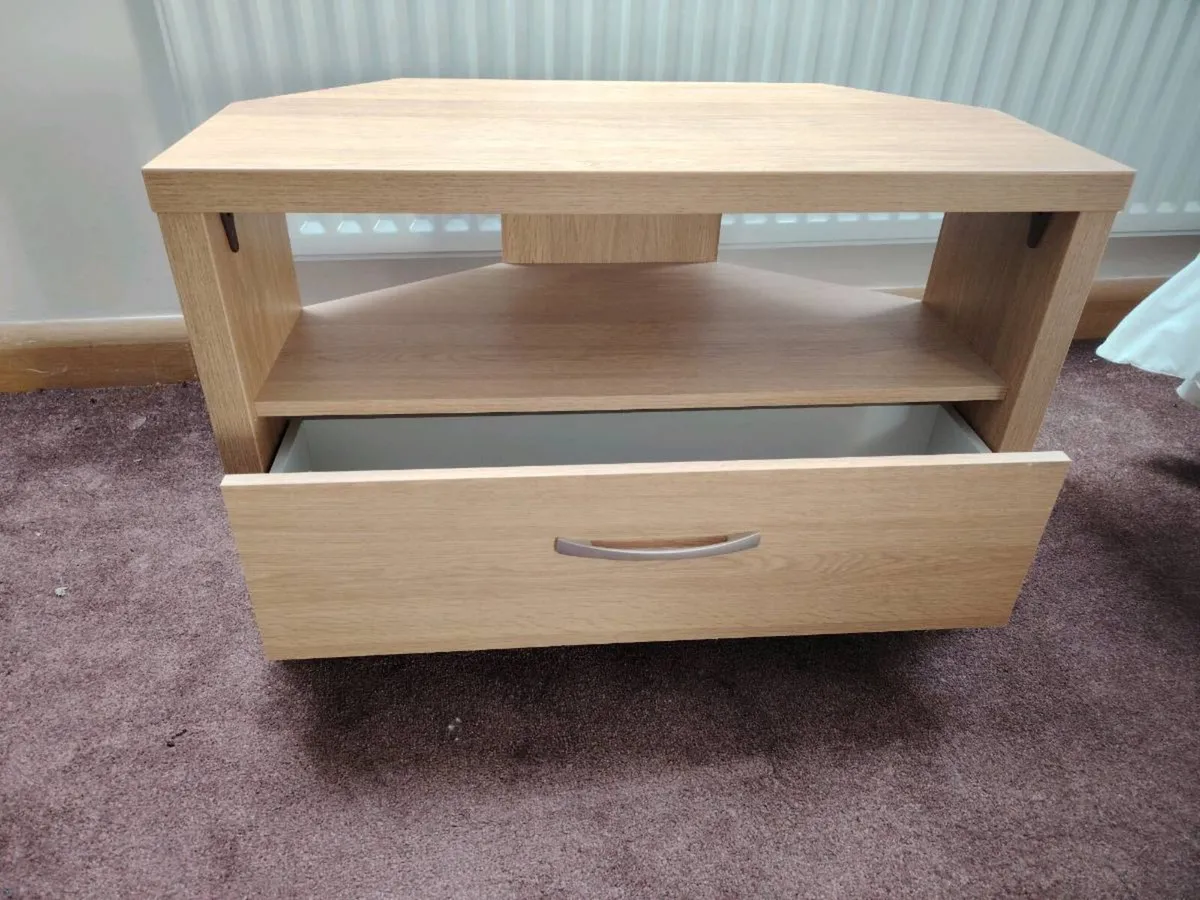 Wooden TV unit - Image 2