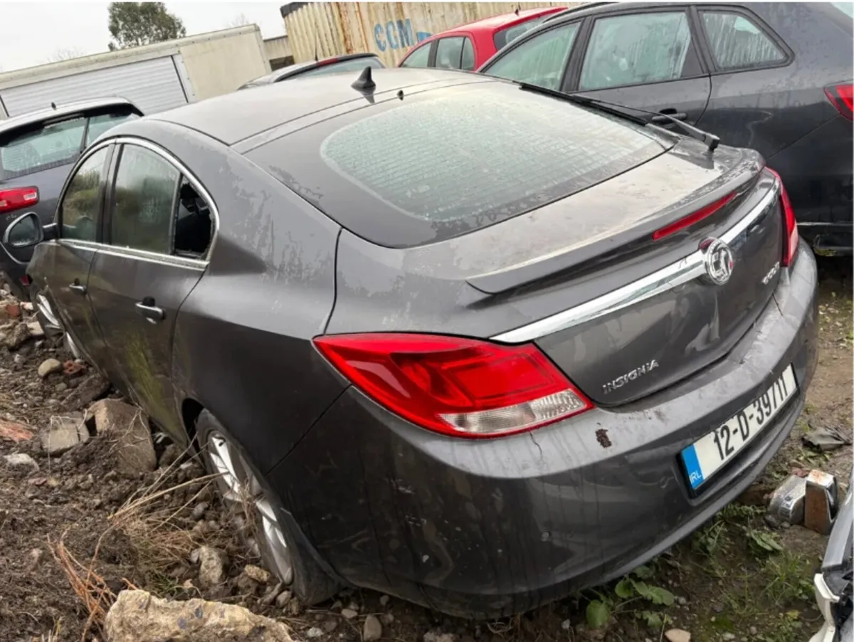 2012 Insignia Sri Model 2.0 Diesel - Image 4