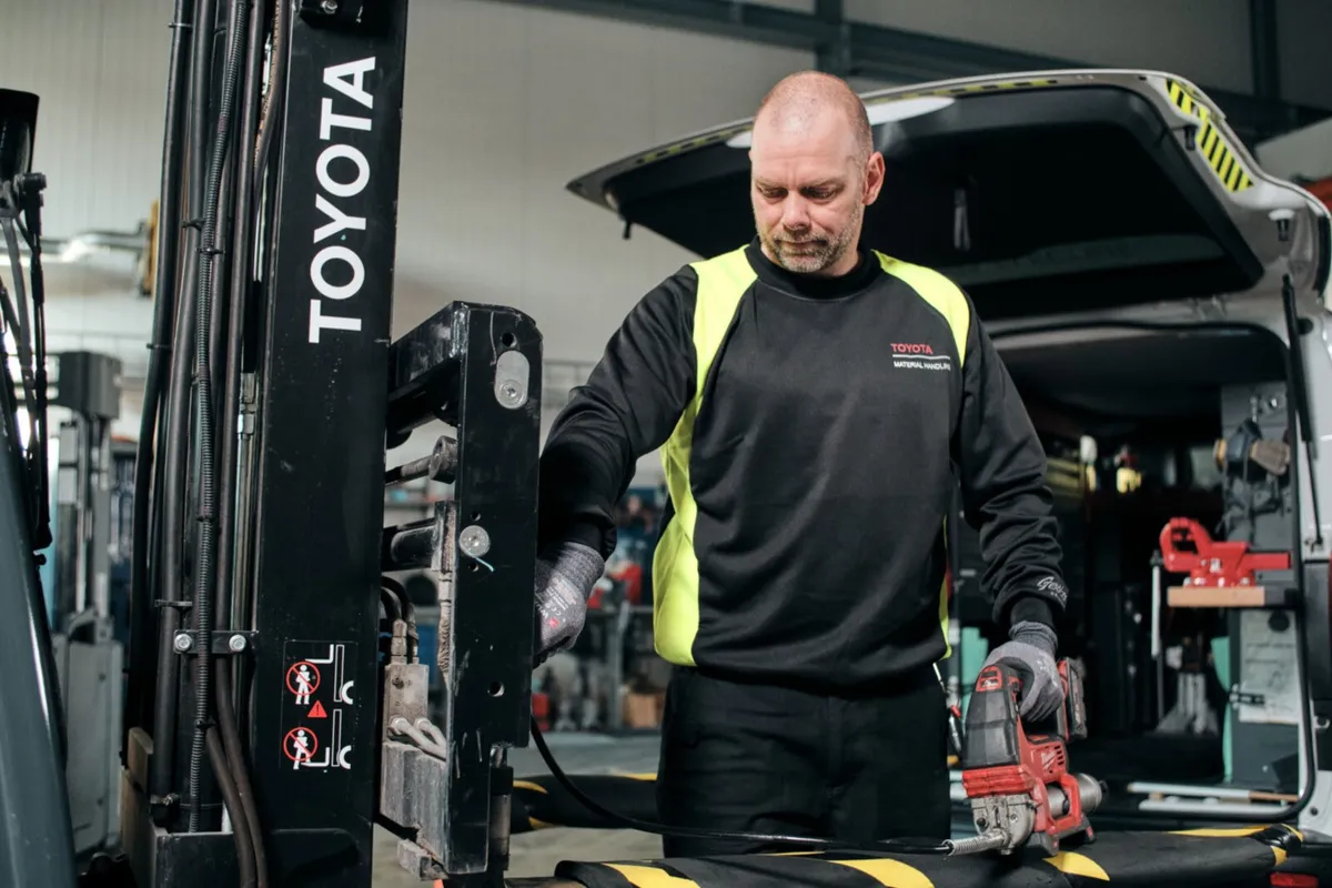 Forklift Servicing & Repairs Dublin - Image 1