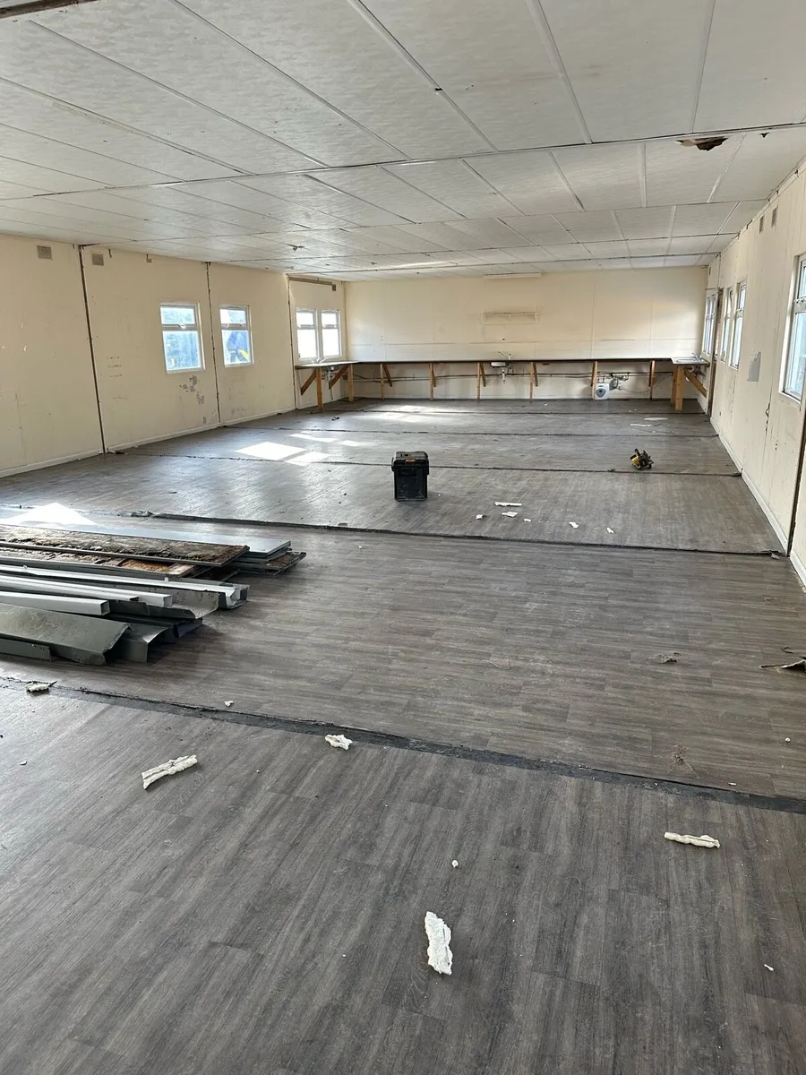 30 x 60 cabins in 10 x 30 sections - Image 3