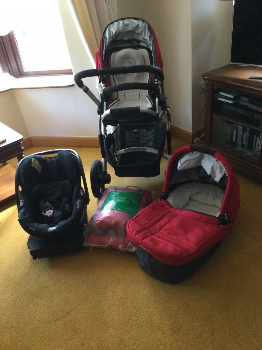 Uppa Vista Travel System Complete - Image 1
