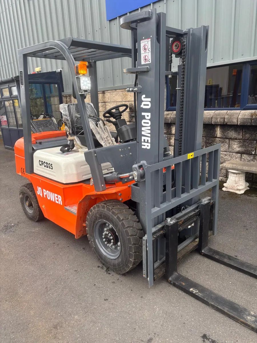 For Sale: 2026 Diesel Forklift 2.5 Ton - Image 2