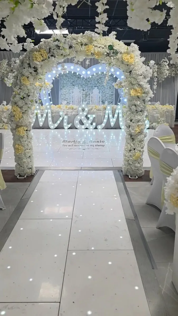 8ft Led Love Heart For Sale €500 - Image 2