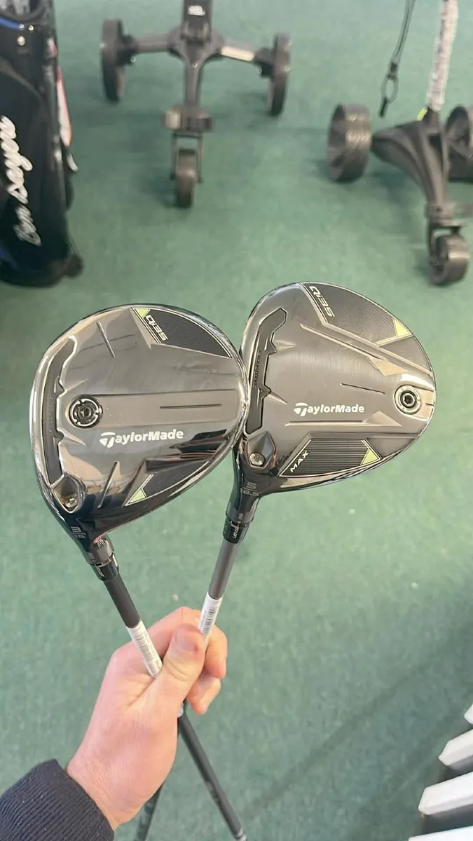 Taylormade Qi35 3+5 LEFT HAND Regular BOTH €449 - Image 1