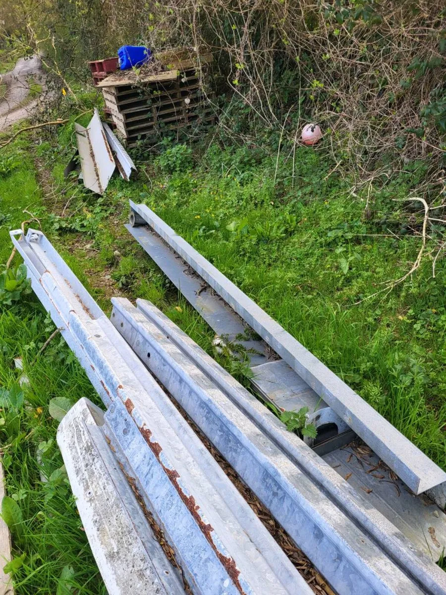 Large steel shed - Image 2