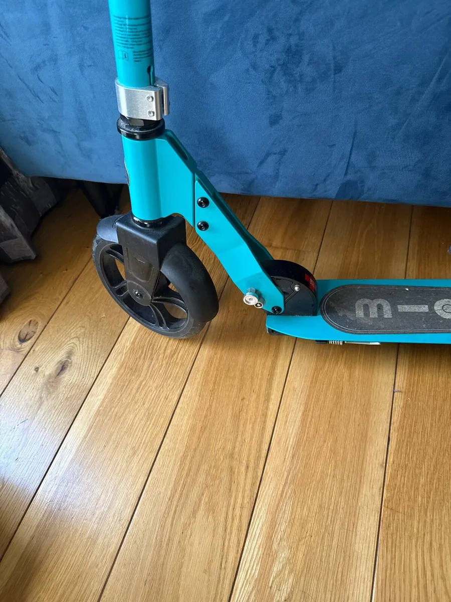Scooter - Image 2