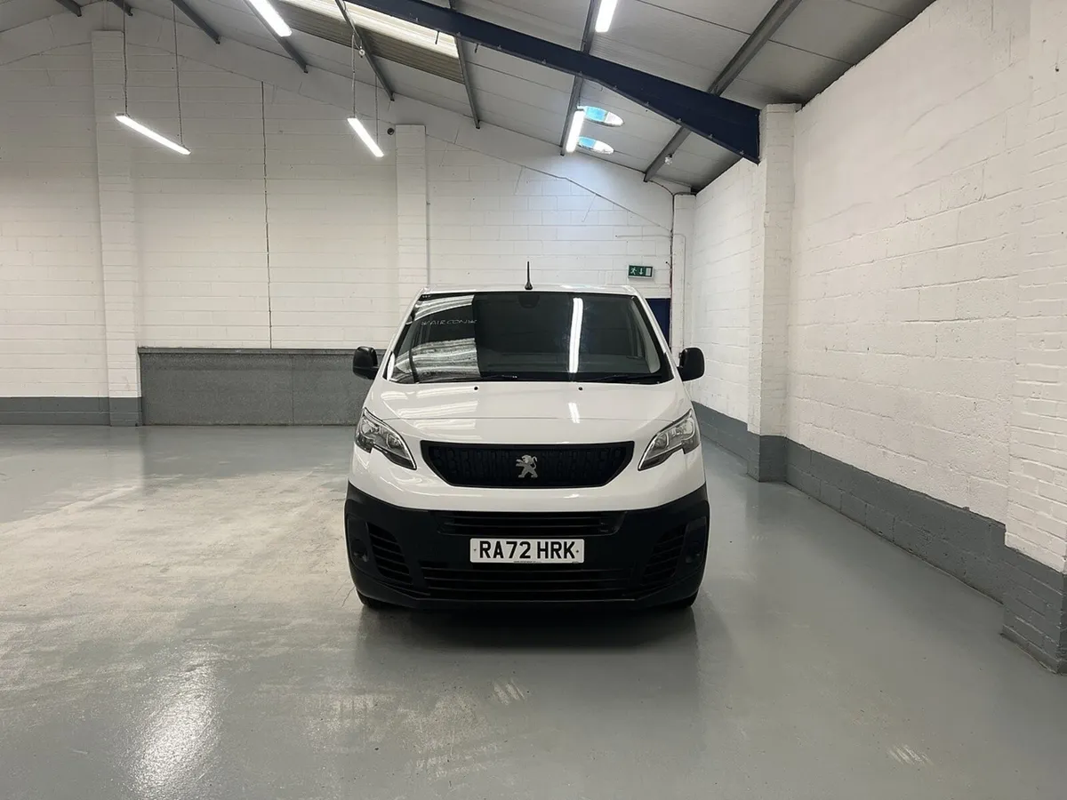 2023 Peugeot Expert Panel Van - Image 1