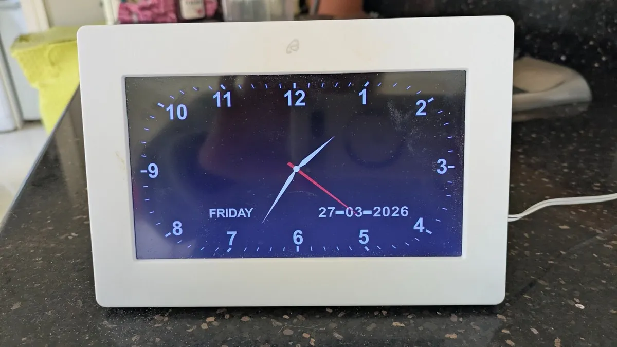 Electric Clock - Image 1