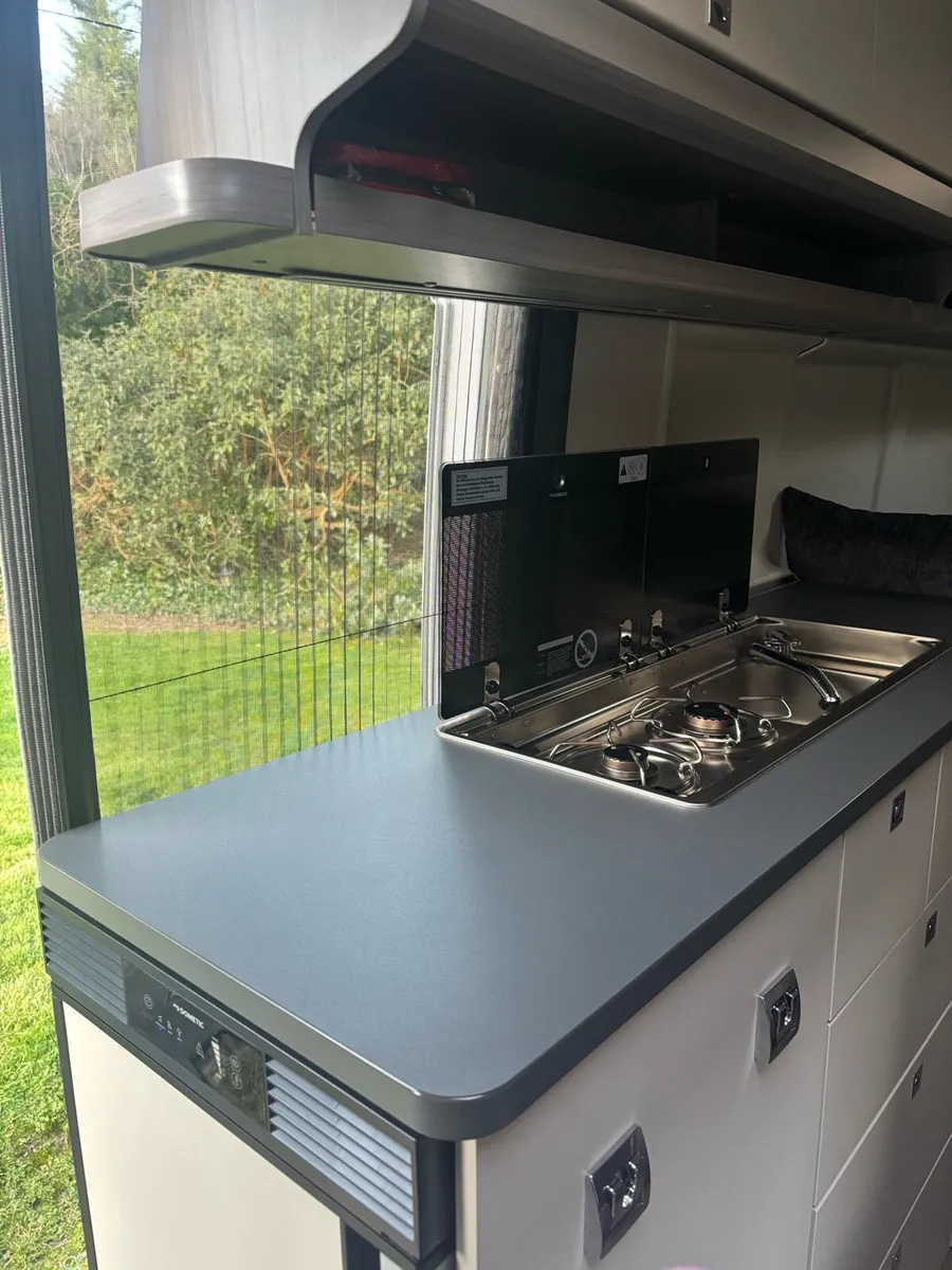 21 Fiat Ducato Camper Van - Image 4