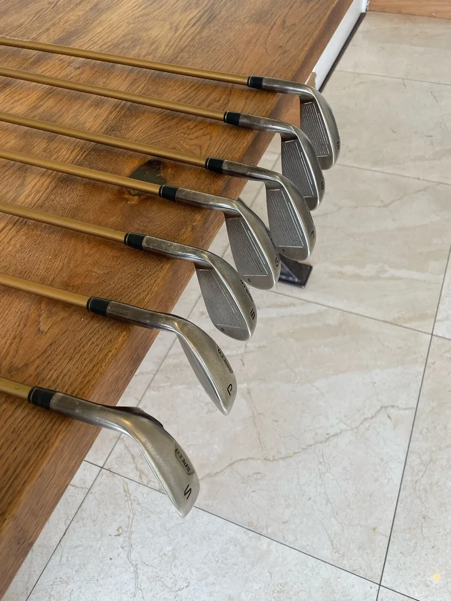 Ben Ross Adila Gold Speed Irons - Image 4