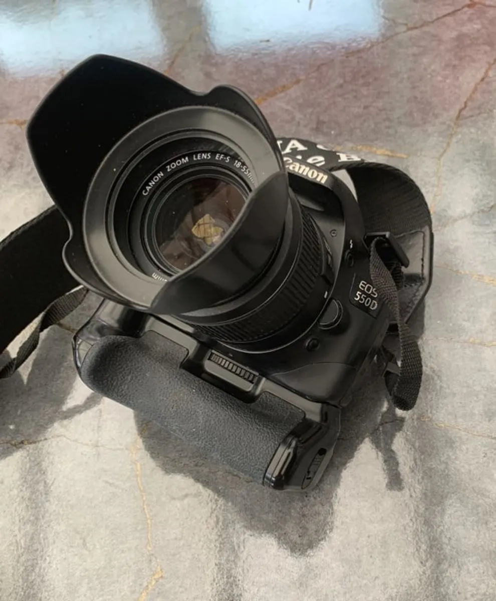 Digital camera - Image 2