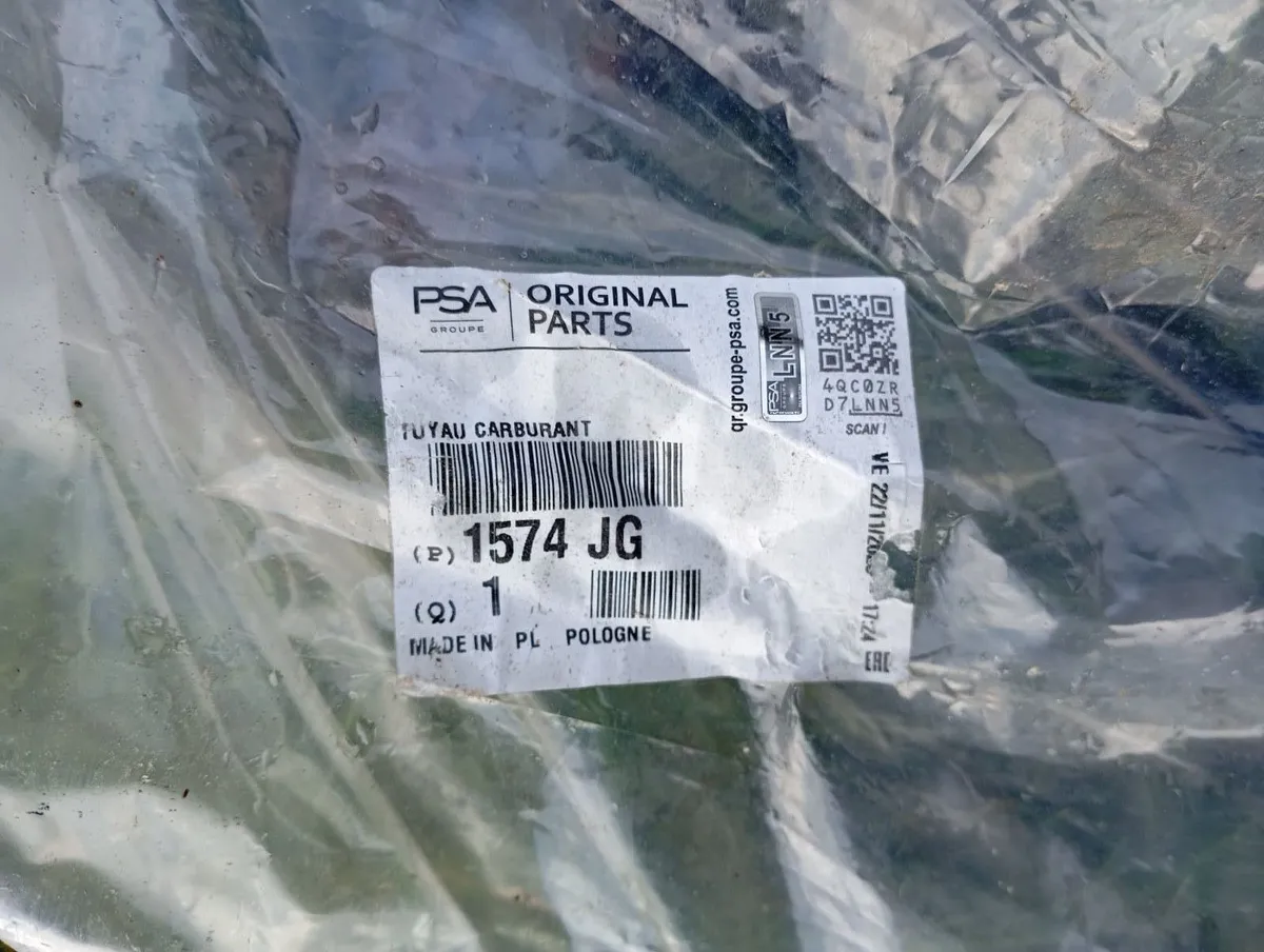 Fuel pipes Citroen C4 - Image 2