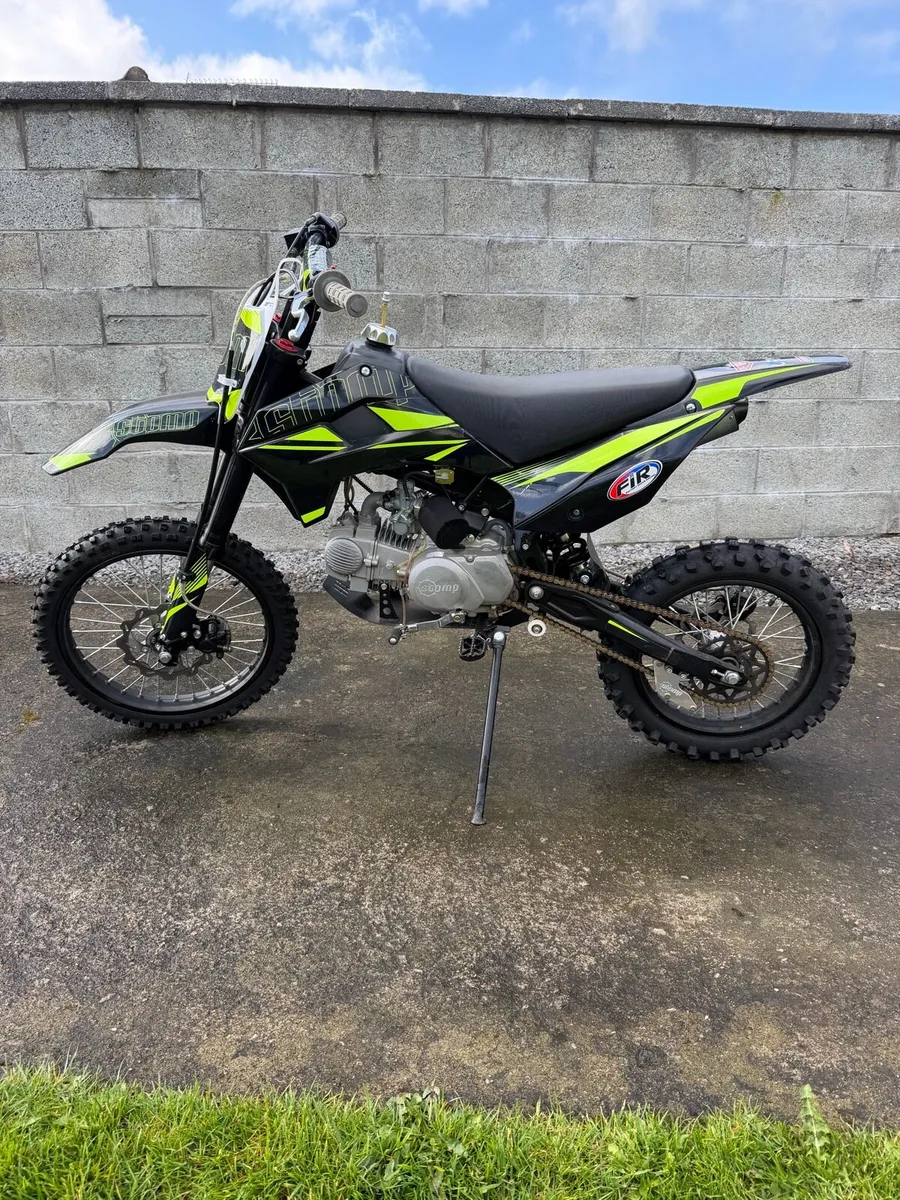 Stomp z140 - Image 1
