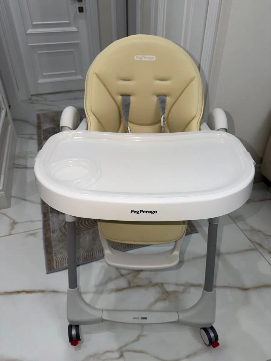high chair - Image 2