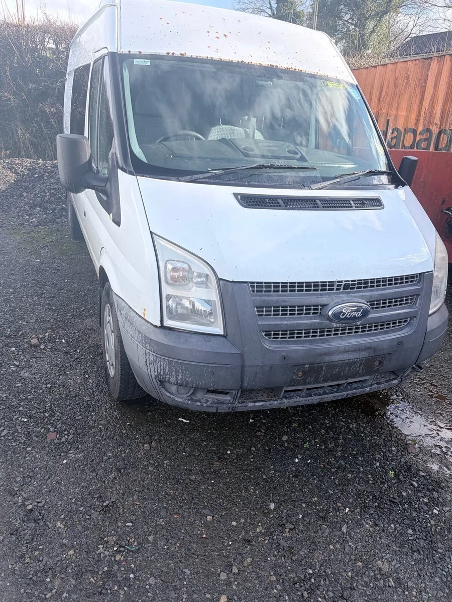 2.2 Ford transit 350 RWD breaking all parts - Image 1