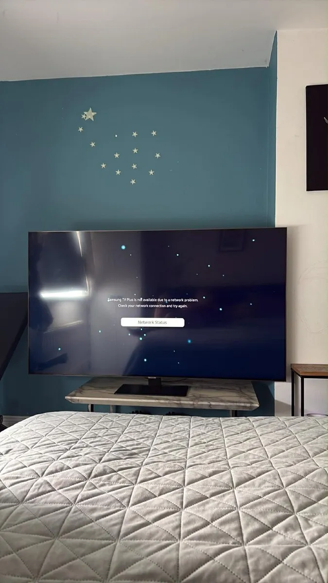 Samsung Tv 65” - Image 1