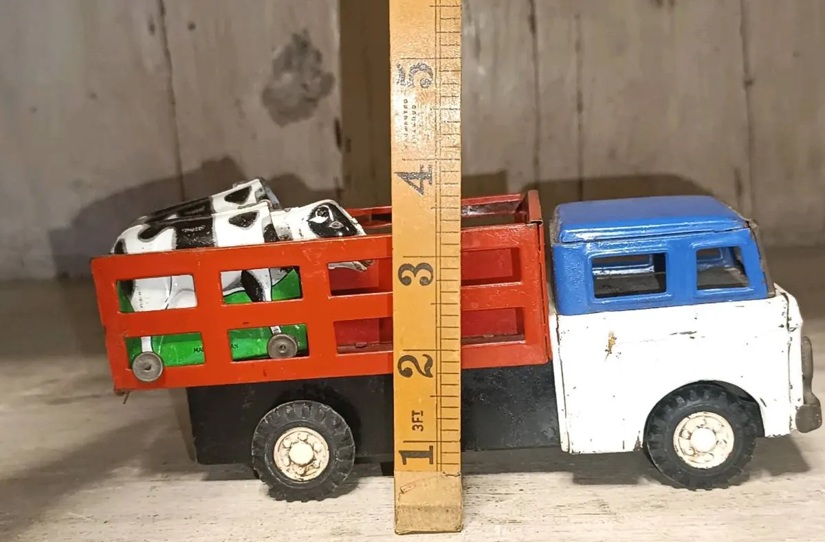 Cattle Truck Japan - Image 2