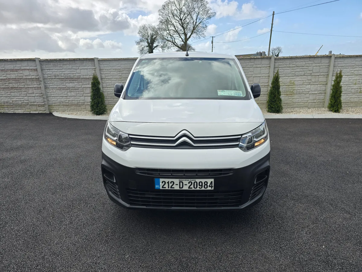 212 Citroen Berlingo  Diesel 3 seater Doe Tax - Image 2